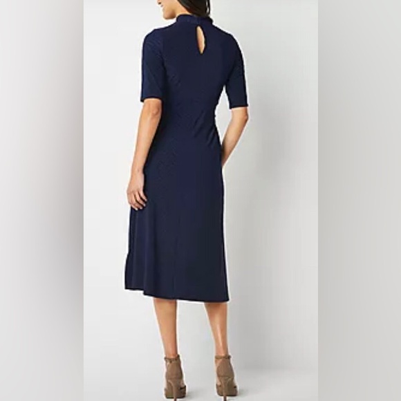 NEW Robbie Bee Navy Fit + Flare Dress. PM - Picture 3 of 10